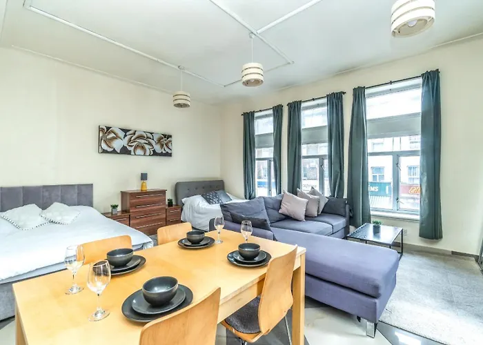 Large Studio By Finsbury Park